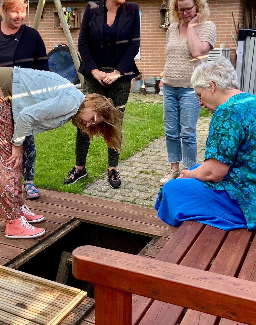 Een kijkje in de keuken van Jannie - luik in de tuin